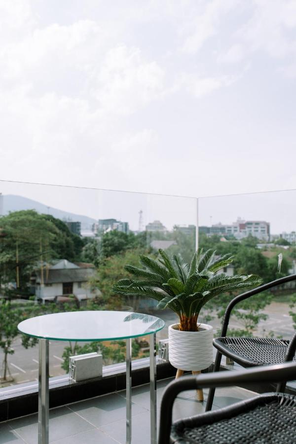 Hotel Like A Local Chiang Mai Exterior foto